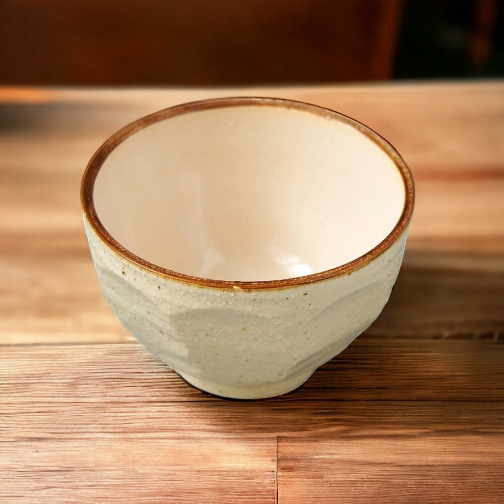 日本製 削角陶瓷飯碗 杏白色 飯碗 陶瓷碗 餐碗 湯碗 斗笠碗 日本碗 碗盤 日式碗 優格碗 可微波碗 日本進口-細節圖7