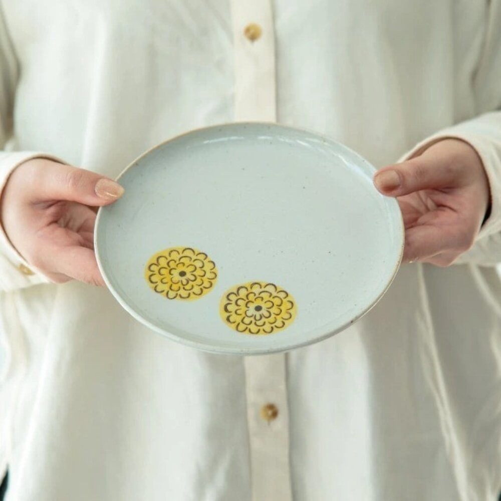 日本波佐見燒 陶瓷花朵圓盤 馬克杯 餐墊 | 杯子 點心盤 咖啡杯 盤子 日本製餐盤 日本進口-細節圖7