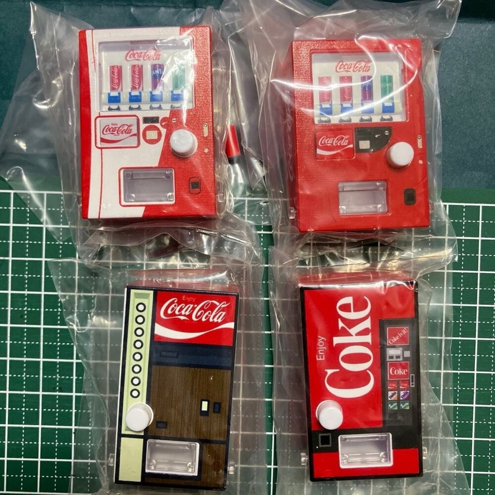 日本進口 扭蛋 Bandai 可口可樂販賣機 迷你自動販賣機 | 歷代擬真款 微型扭蛋 可樂扭蛋 萬代-細節圖2