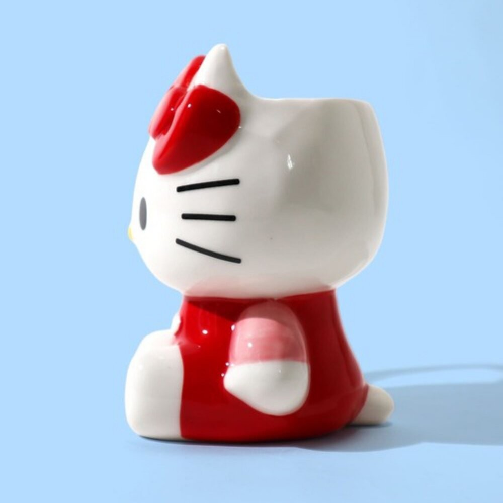 SANRIO 三麗鷗 凱蒂貓立體造型杯 200ml｜陶瓷咖啡杯 兒童水杯 造型馬克杯 可愛馬克杯 辦公室水杯 日本進口-細節圖6