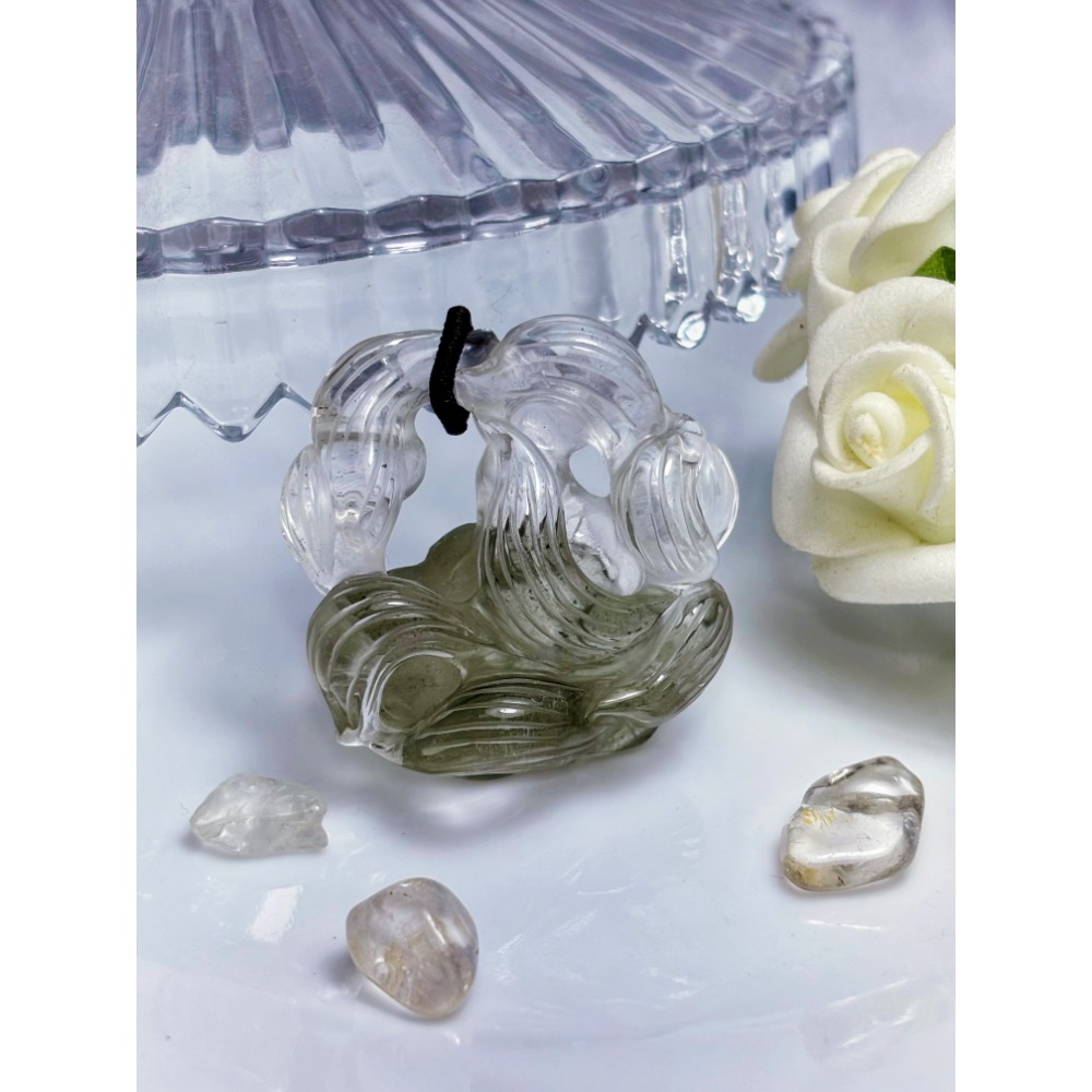 現貨✿天然巴西綠幽靈俏色鏤空九尾狐吊墜-細節圖3