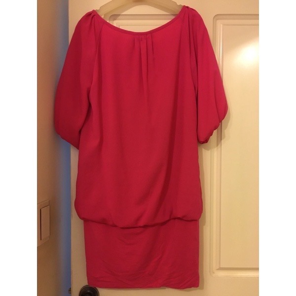 桃紅色F短裙洋裝（新光三越購入）-細節圖3