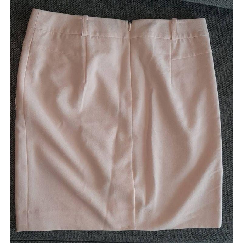 代友出售/全新Theme女士淺粉色短裙，尺碼34號-細節圖2