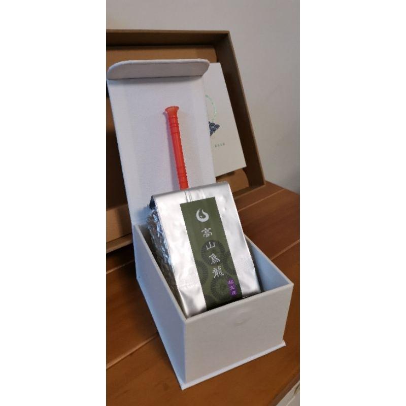 代友出售/全新慕客高山烏龍茶300公克禮盒裝，含送禮提袋-細節圖6