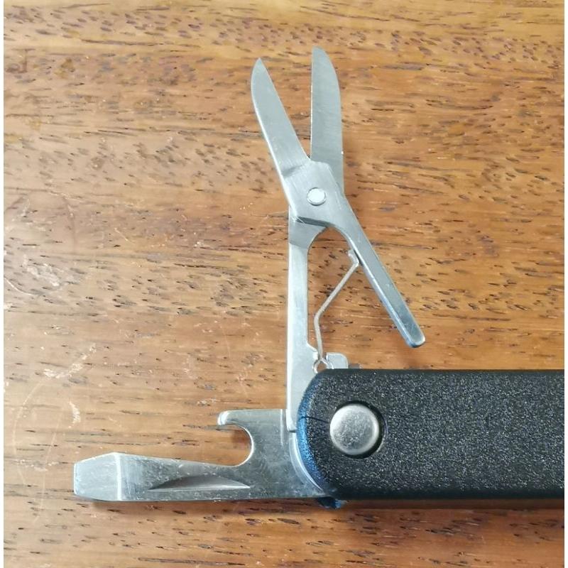 Captain Stag日本鹿牌隨身五合一多功能工具組，附收納袋可掛腰帶上-細節圖5