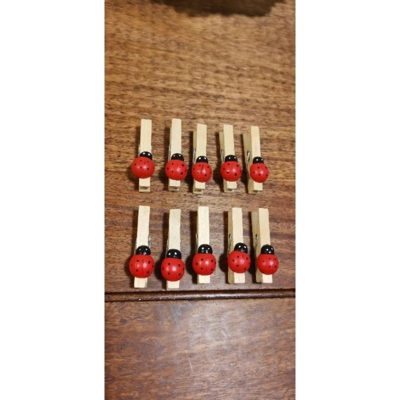 二手文具，8支鉛筆+2支答案卡鉛筆+10個瓢蟲小木夾-細節圖3