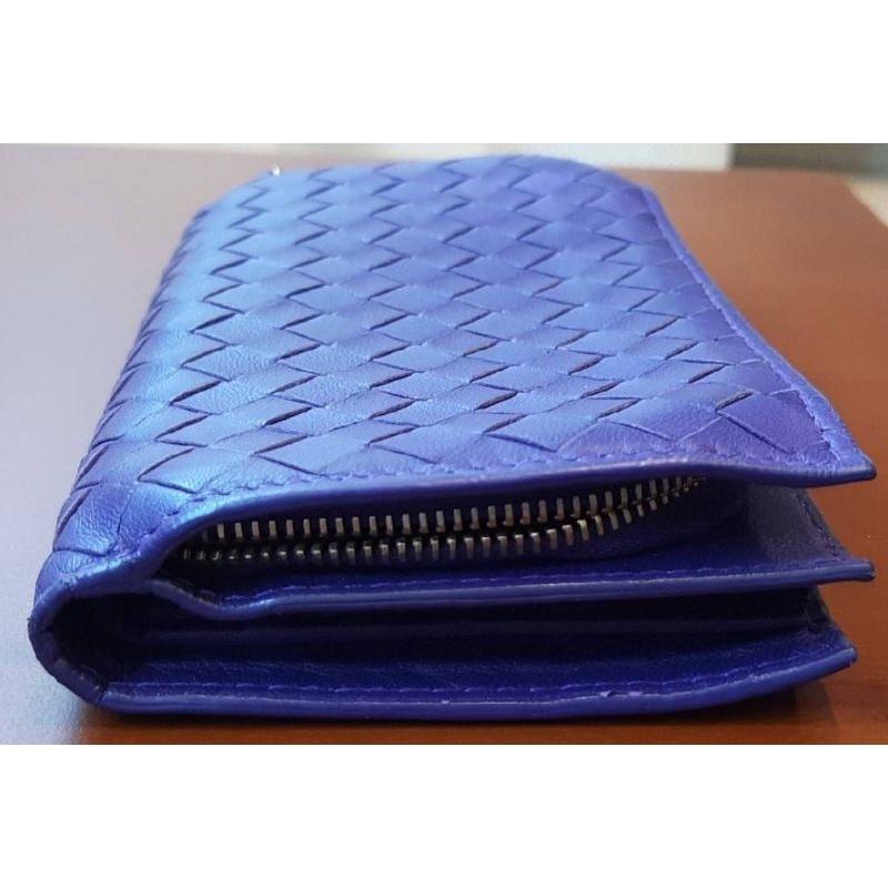 二手八成新紫色BOTTEGA VENETA拉鏈扣式中型皮夾-細節圖2