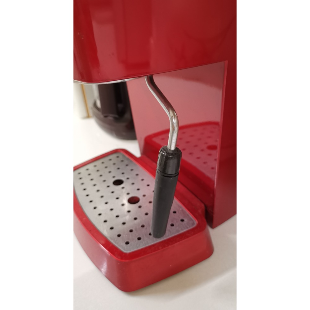 僅限面交！！！二手義大利製造GAGGIA紅色半自動咖啡機，型號NEW ESP06 COLOR-細節圖2