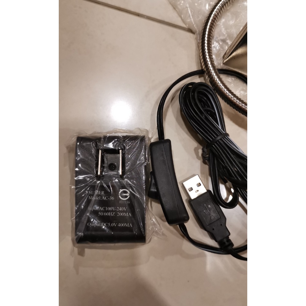 全新商品，USB LED夾式燈座一組，第一金控贈品-細節圖3