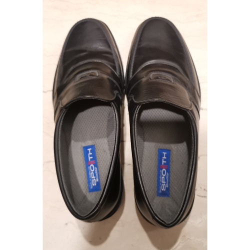 二手商品，日本製造MoonStar男士皮鞋，尺碼25號半