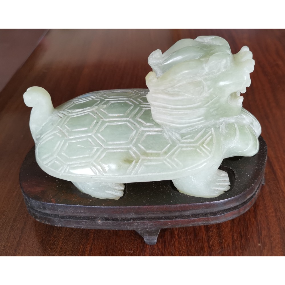 龍龜玉石擺件，附收藏錦盒與展示底座-細節圖3