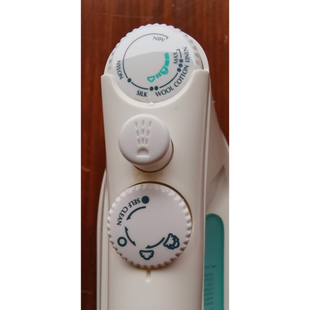 二手家電，Philips蒸汽電熨斗，型號HI 222/B-細節圖3
