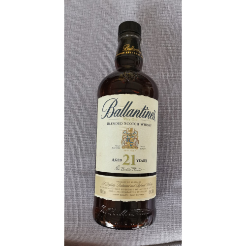 二手空酒瓶，Ballantine＇s百齡罈21年蘇格蘭威士忌700ml裝，無包裝盒