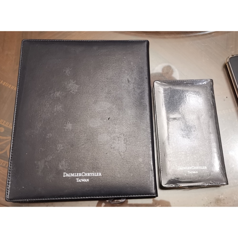 全新商品，2003年賓士行事曆，大小兩本一起賣-細節圖2