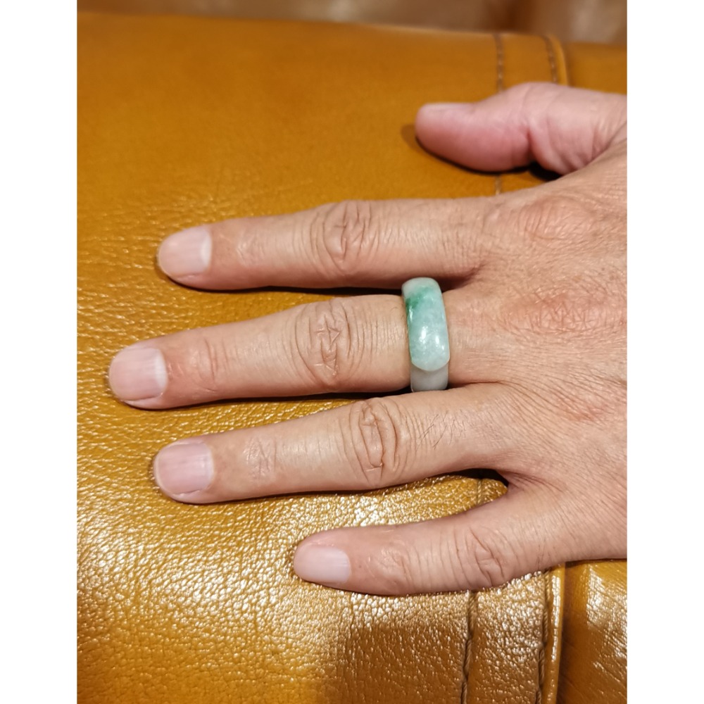 二手男士戒指，老翡翠馬鞍戒指，適合手指圍6.6cm以下-細節圖4