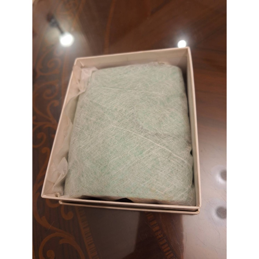 全新翠綠色蟒蛇皮短夾，附包裝紙盒-細節圖7