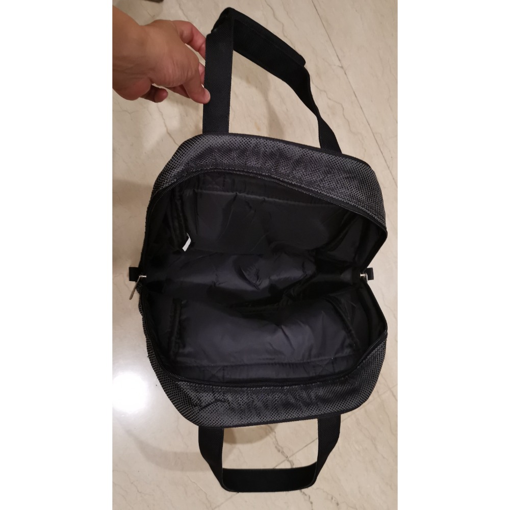 二手商品，臺灣製造，MIZUNO灰黑色提袋-細節圖3