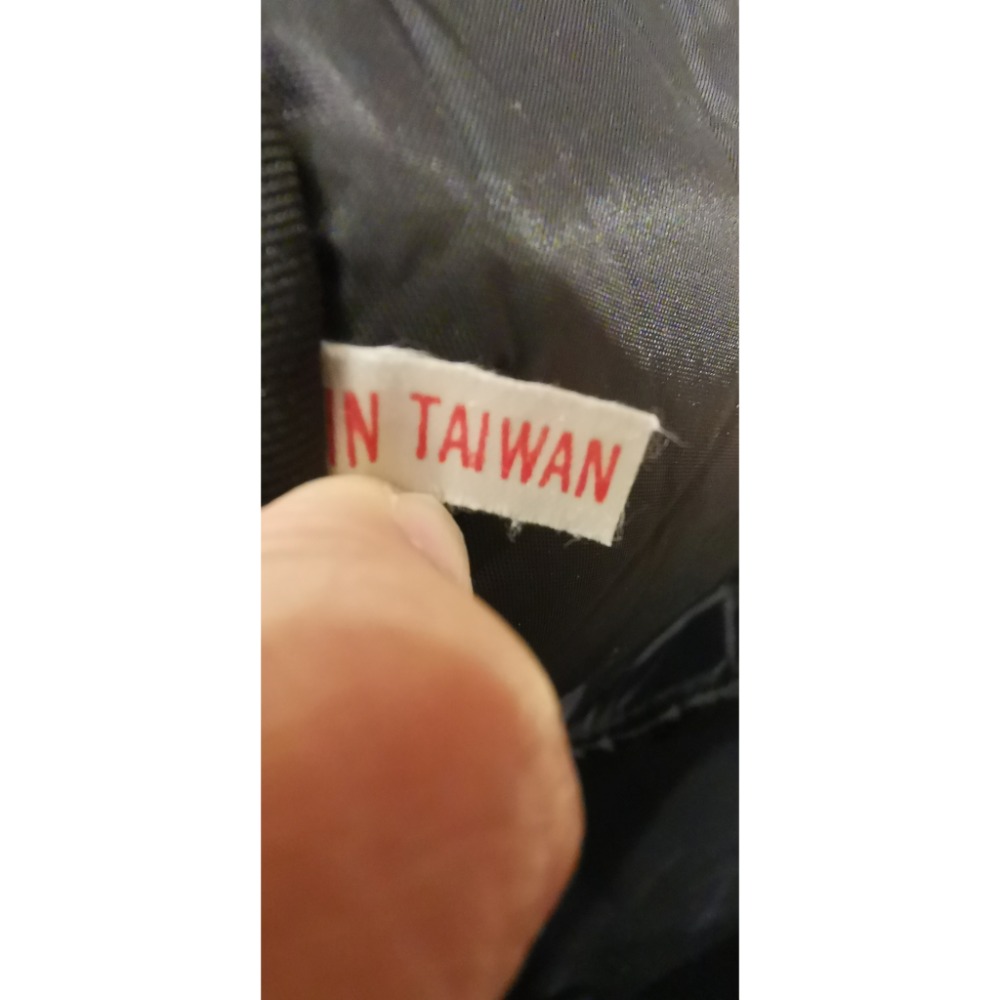 二手商品，臺灣製造，MIZUNO灰黑色提袋-細節圖4