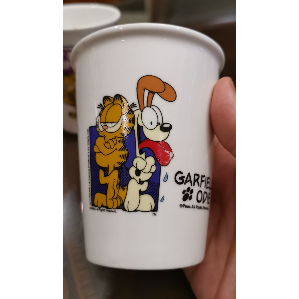 二手餐具，加菲貓瓷器茶杯，一組四個打包一起賣-細節圖4