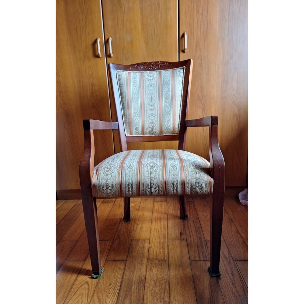 二手家具, 歐風古典桌椅, 一組三件、一桌二椅,打包一起賣-細節圖2