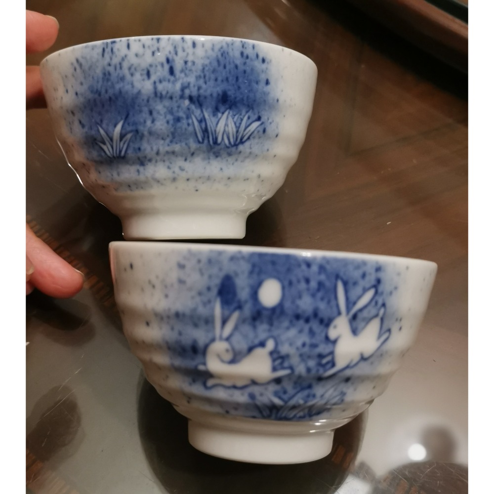 二手茶杯，日本製造，之峰/雙兔藍彩，對杯一組，打包出售不拆賣-細節圖2