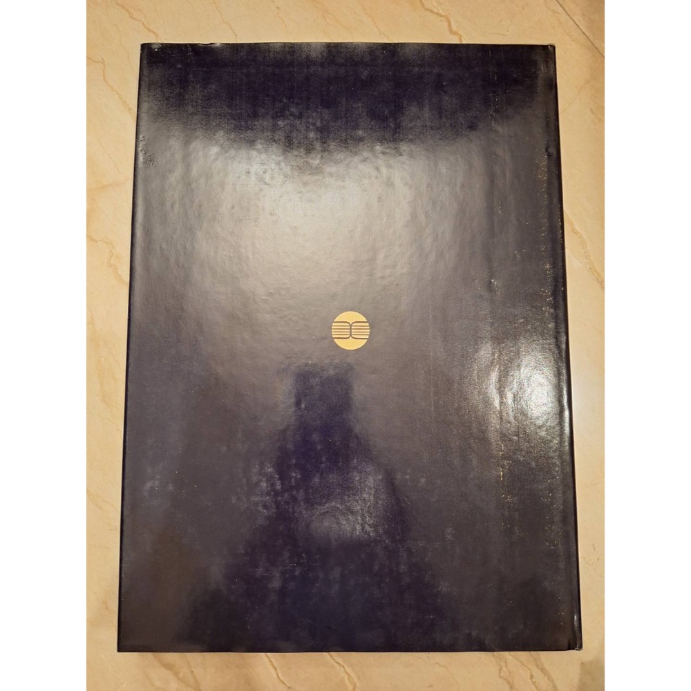 二手精裝硬殼畫冊附書盒/黃羲畫冊-細節圖4