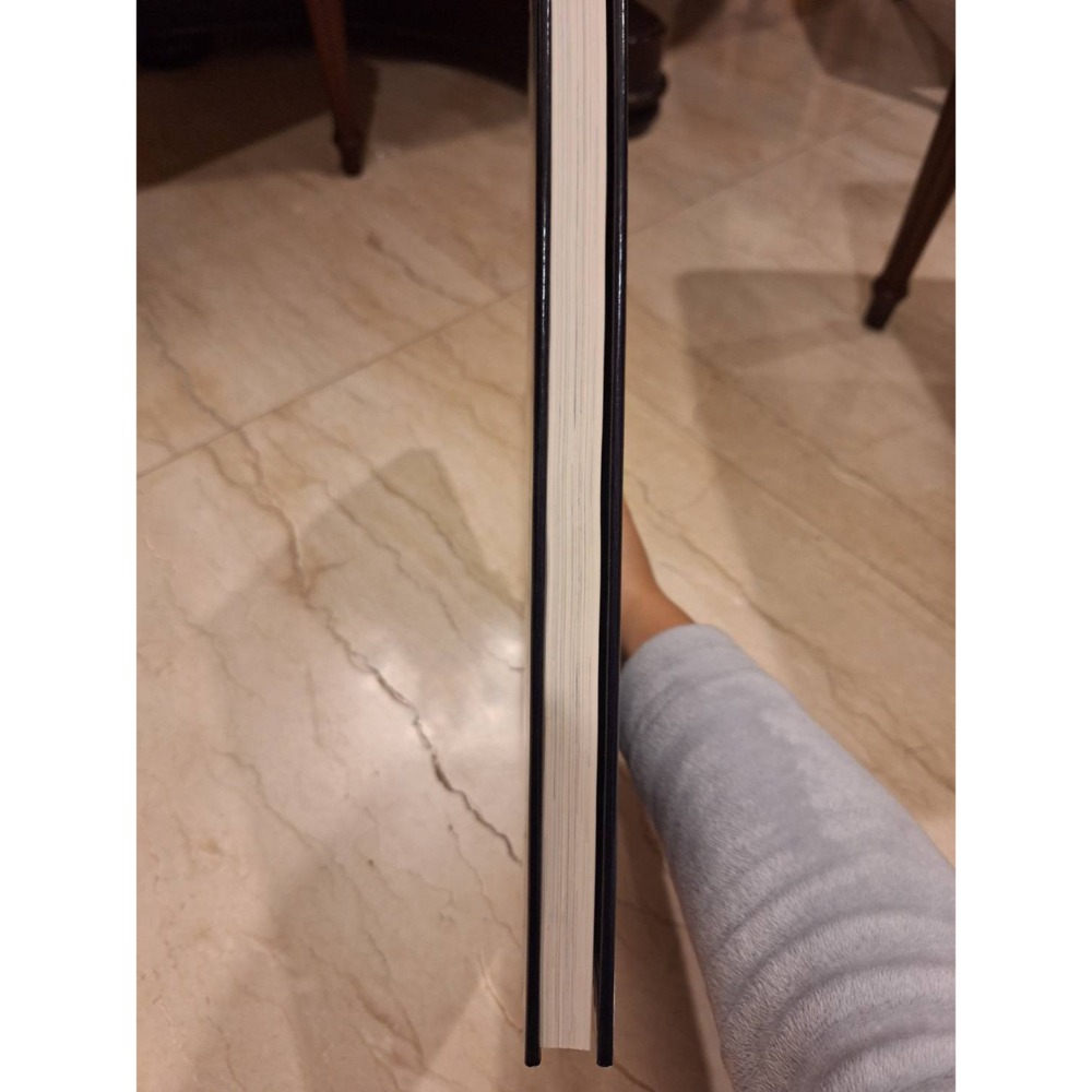 二手精裝硬殼畫冊附書盒/黃羲畫冊-細節圖8