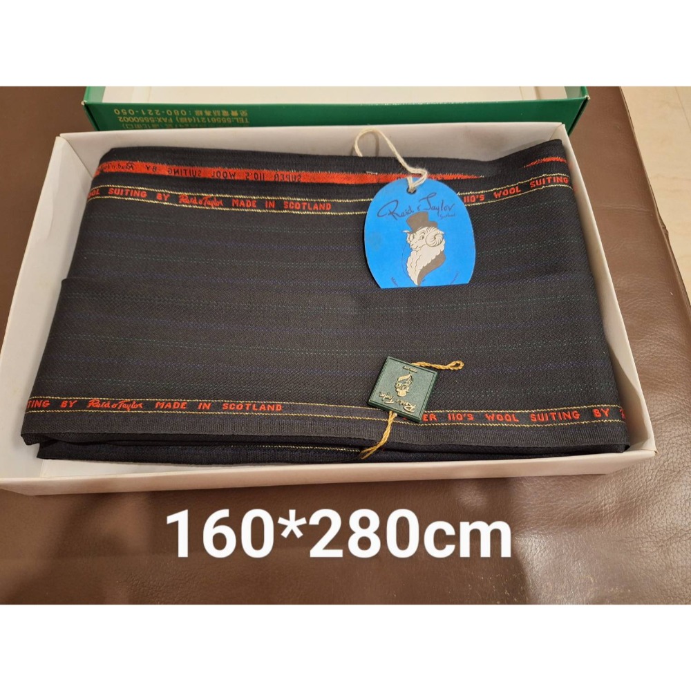 全新100%羊毛布料，蘇格蘭原裝Reid & Taylor黑底帶綠色細條紋，可做三件套-細節圖2