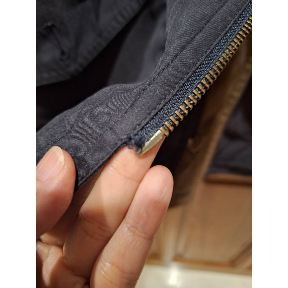 二手PIERRE BALMAIN男士春、秋季黑色中長版外套-細節圖8