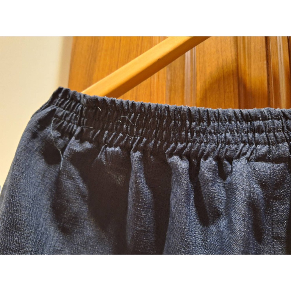 二手訂製男士深藍色西裝褲, 適合春夏兩季穿著, 腰圍有鬆緊帶設計-細節圖3