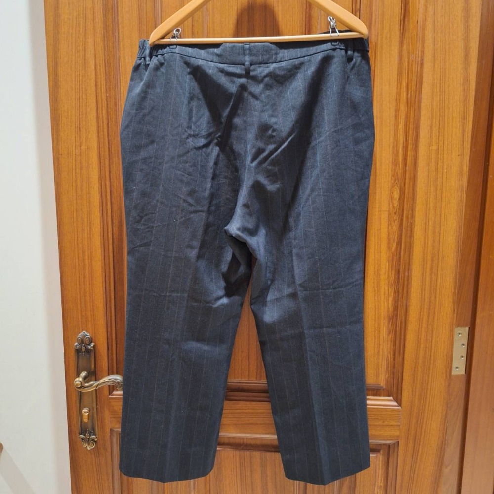 二手訂製男士鐵灰色條紋西裝褲, 腰圍有鬆緊帶設計-細節圖2