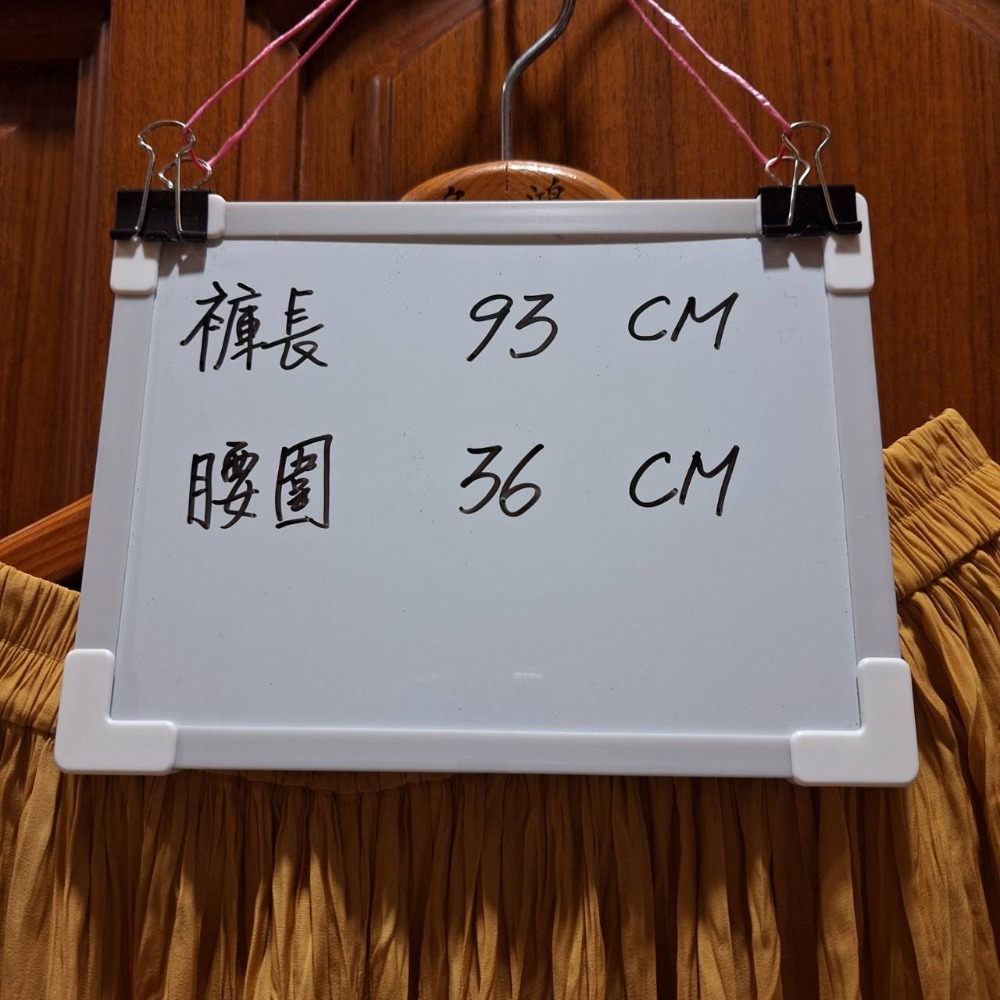 UNIQLO女士二手闊腿皺褶鵝黃色長褲, 附內襯短褲, 尺碼L號160/70A, 適合夏天穿著-細節圖7
