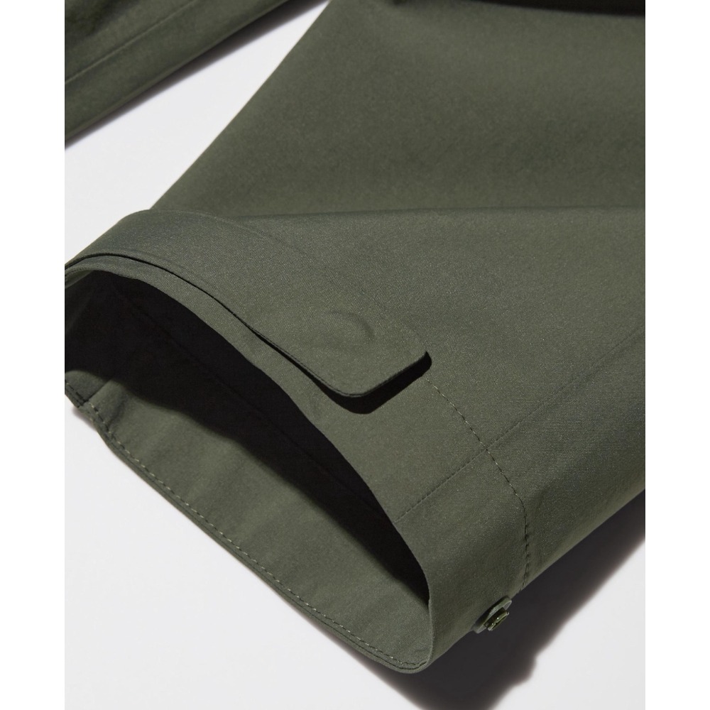 全新商品，UNIQLO女士BLOCKTECH短大衣，軍綠色，XL號165/92A，每件售價2490元-細節圖5