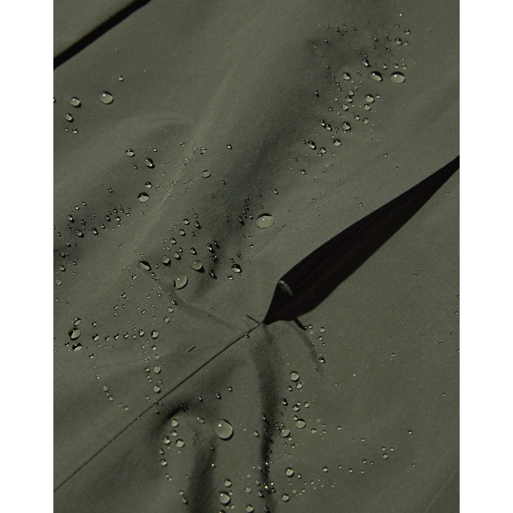 全新商品，UNIQLO女士BLOCKTECH短大衣，軍綠色，XL號165/92A，每件售價2490元-細節圖6