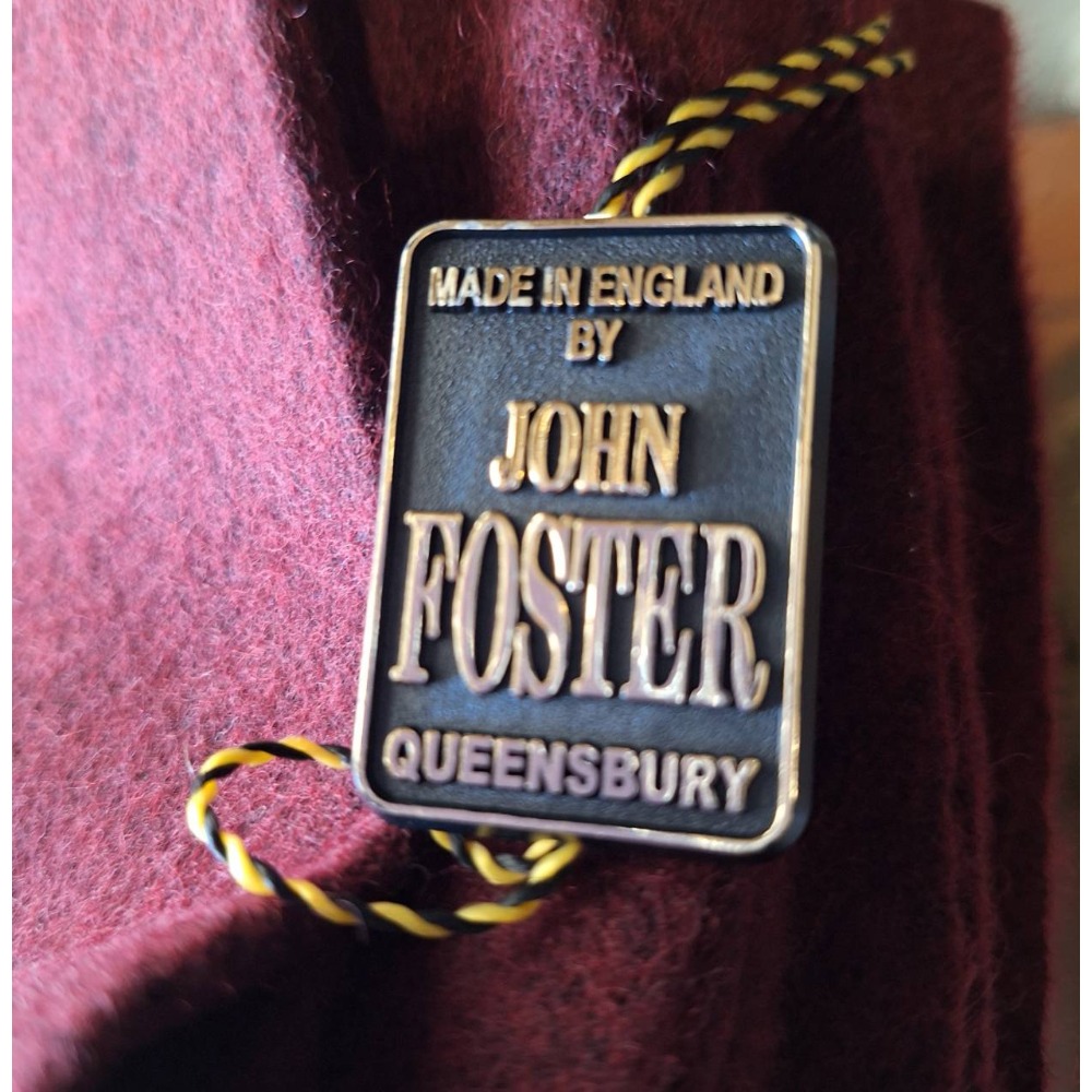 全新商品,英國製造, JOHN FOSTER from Queensbury暗紅色厚實羊毛布料一塊-細節圖3
