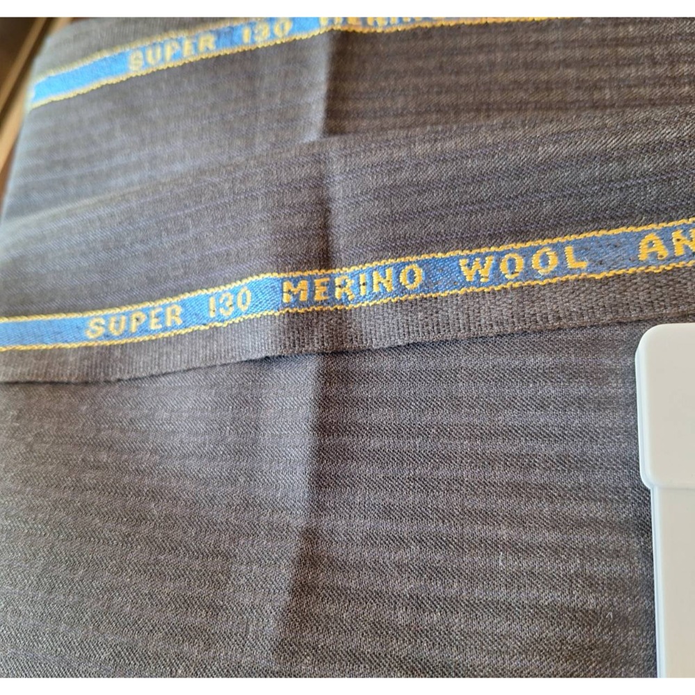 全新商品,義大利製造, AFARPINO黑色條紋MERINO SUPER 120 CASHMERE羊毛布料一塊-細節圖3