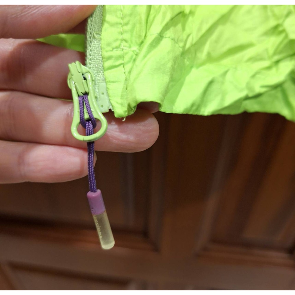 女士二手衣, 迪卡儂螢光綠色皮膚衣/防曬衣, 尺碼S號/165/88y-細節圖5