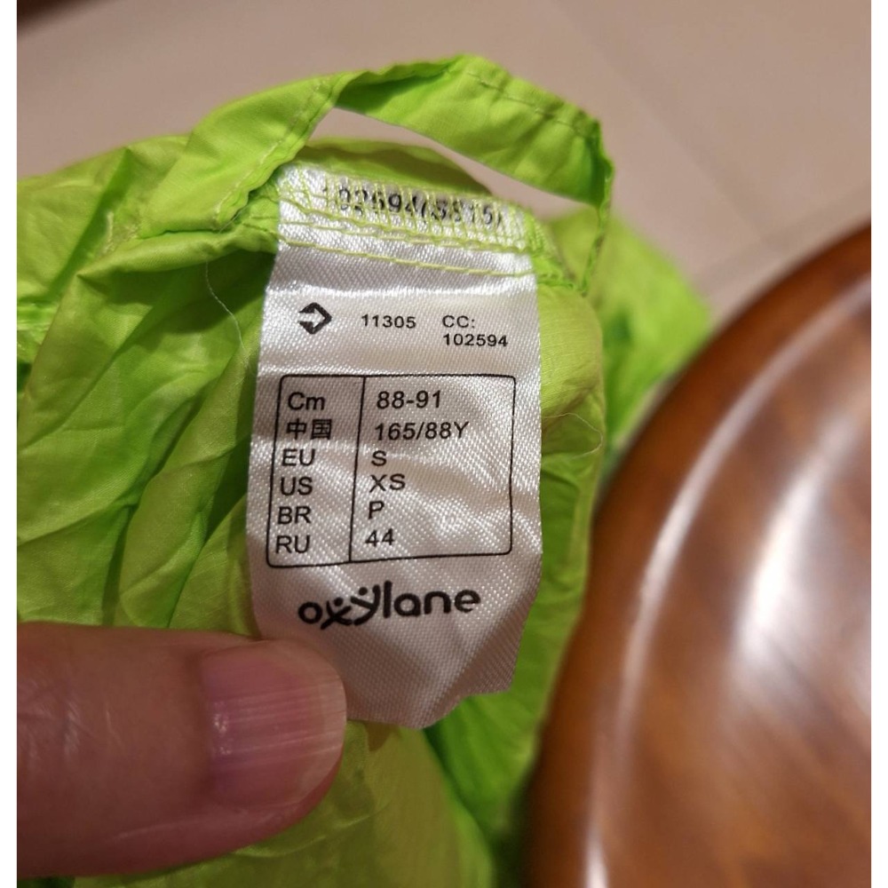 女士二手衣, 迪卡儂螢光綠色皮膚衣/防曬衣, 尺碼S號/165/88y-細節圖7