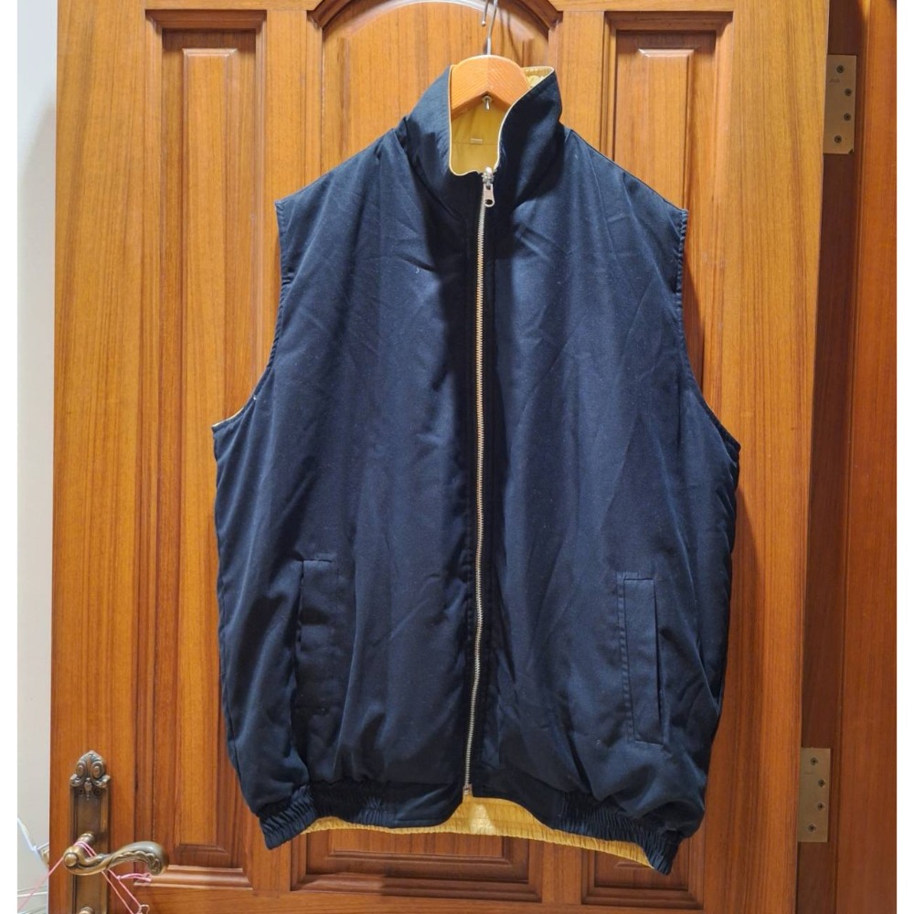 二手男士秋冬季鋪棉黃色/黑色雙面穿拉鍊款背心, 尺碼2L號-細節圖6