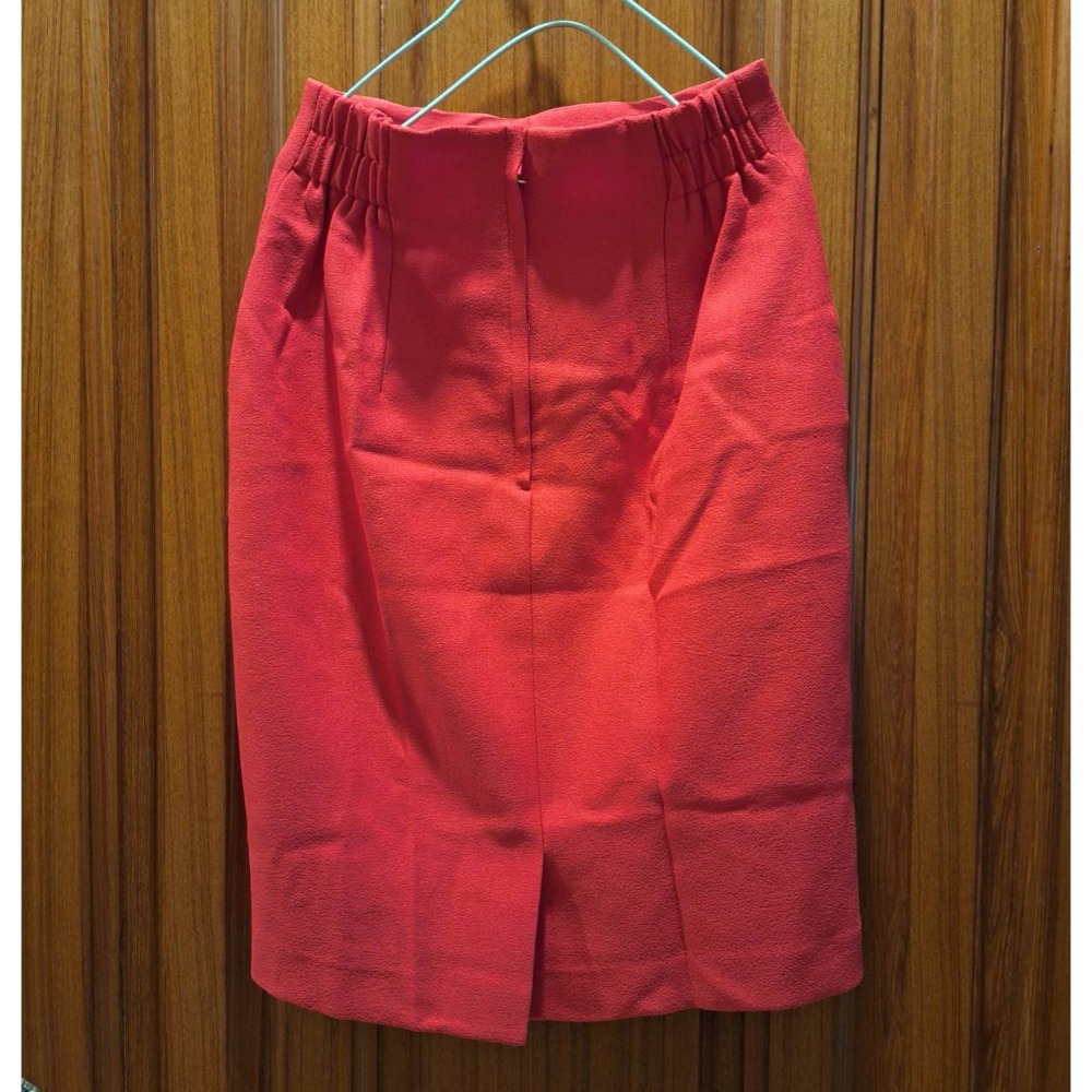 女士二手紅色短窄裙,適合秋冬兩季穿著,大約尺碼S號-細節圖2