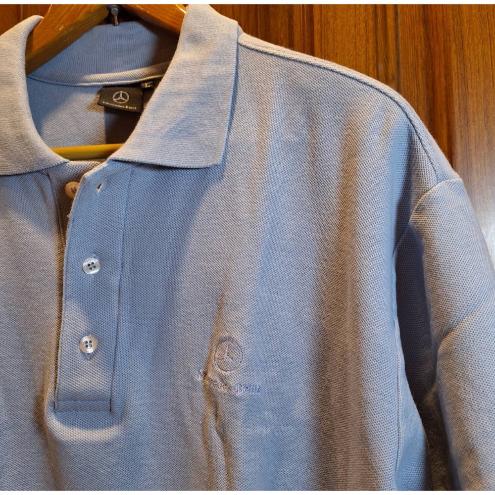二手九成新Mercedes Benz男士短袖淺藍色條紋100%純棉Polo衫,尺碼L號-細節圖3