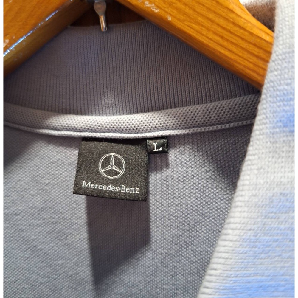 二手九成新Mercedes Benz男士短袖淺藍色條紋100%純棉Polo衫,尺碼L號-細節圖5