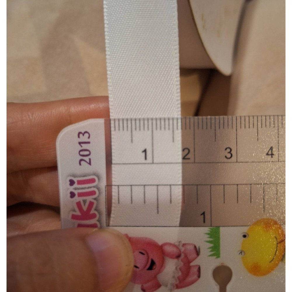 寬1.7公分白色緞帶, 三盤+一卷打包一起賣-細節圖2