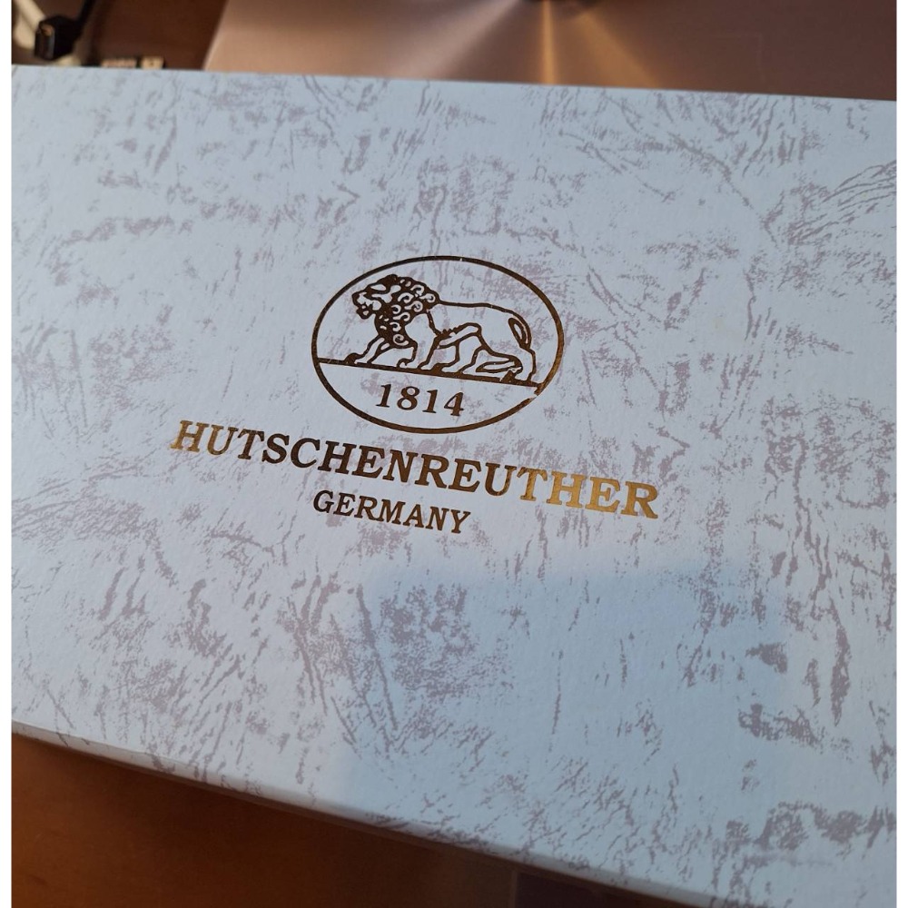 全新商品,德國獅牌HUTSCHENREUTHER咖啡杯、盤一對含金色湯匙禮盒組-細節圖4