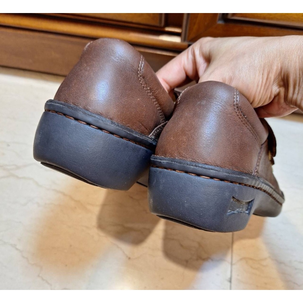 二手女鞋,La New咖啡色圓頭牛皮魔鬼氈黏貼式休閒鞋,尺碼24號-細節圖5