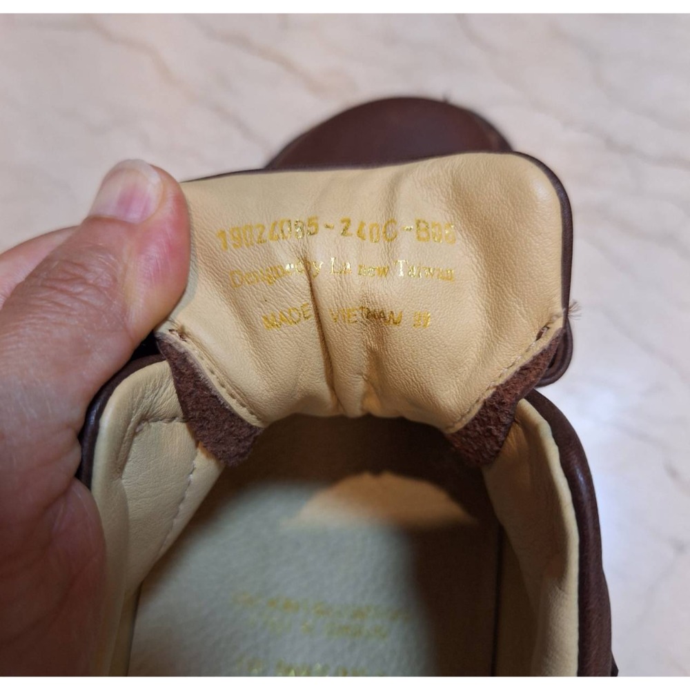 二手女鞋,La New咖啡色圓頭牛皮魔鬼氈黏貼式休閒鞋,尺碼24號-細節圖8