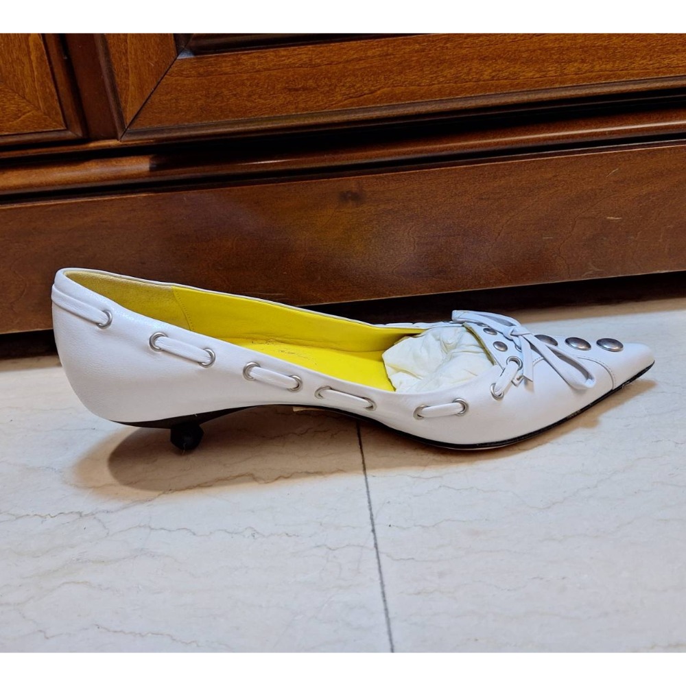 義大利製, 老時代GOLD PFEIL女士白色尖頭低跟鞋（非現今環保材質），尺碼37號半-細節圖5