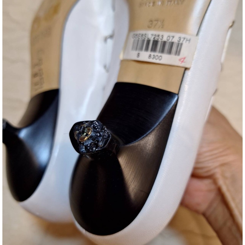 義大利製, 老時代GOLD PFEIL女士白色尖頭低跟鞋（非現今環保材質），尺碼37號半-細節圖7