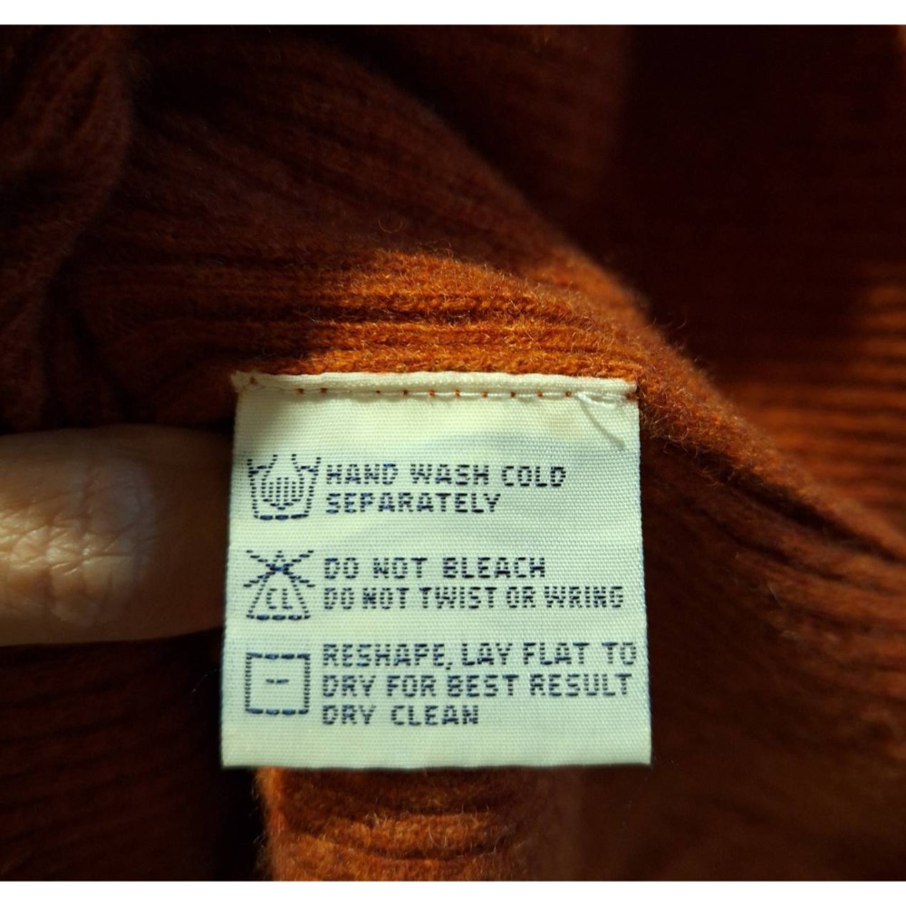 男士二手UNIONBAY磚紅色小V領羔羊毛毛衣, 尺碼M號-細節圖7
