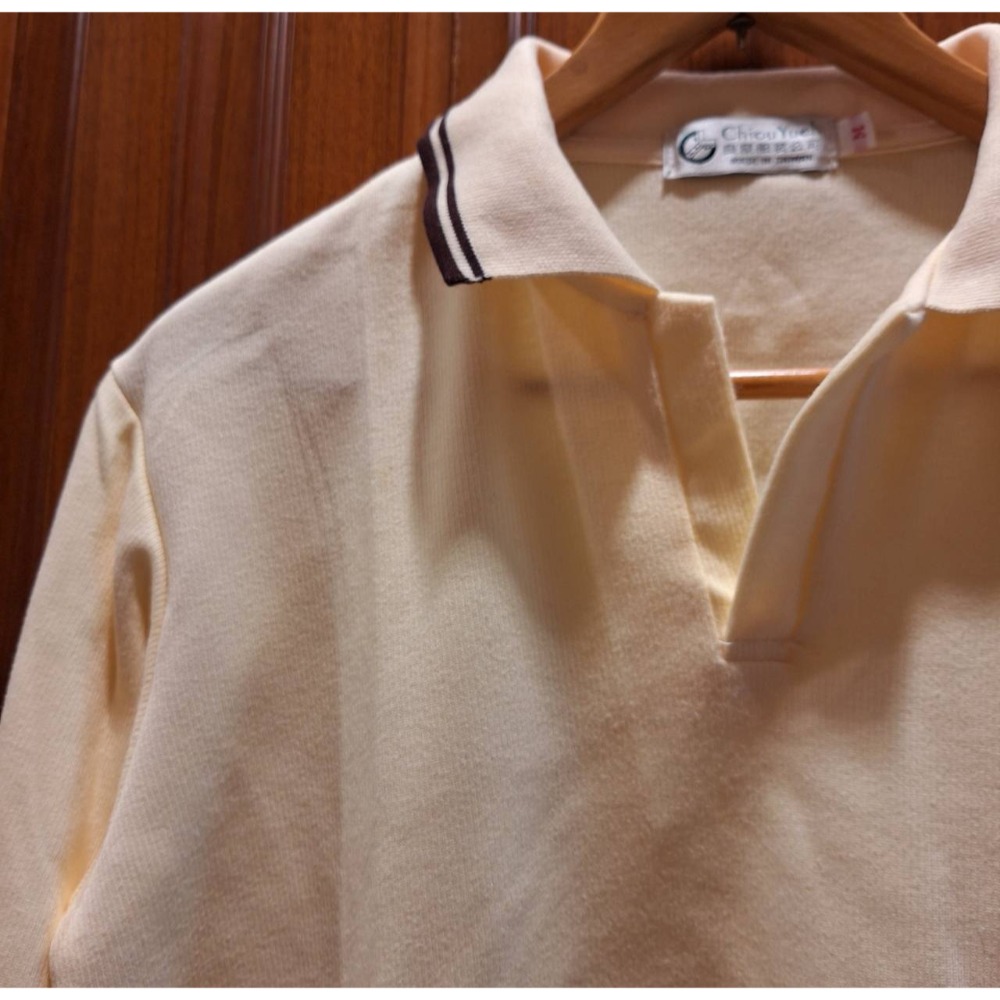 二手上衣,男士棉質長袖米黃色Polo衫,尺碼M號-細節圖3